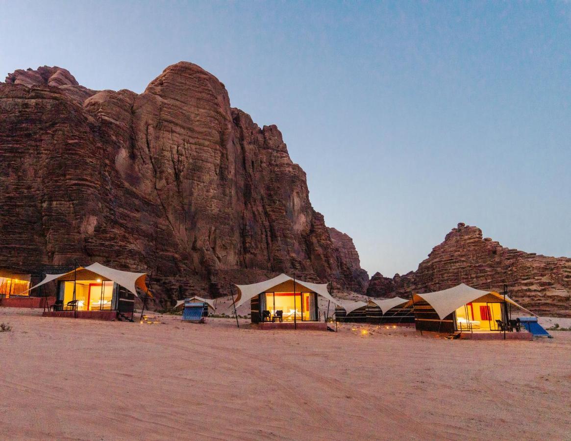 Wadi Rum Mirror Camp Luaran gambar