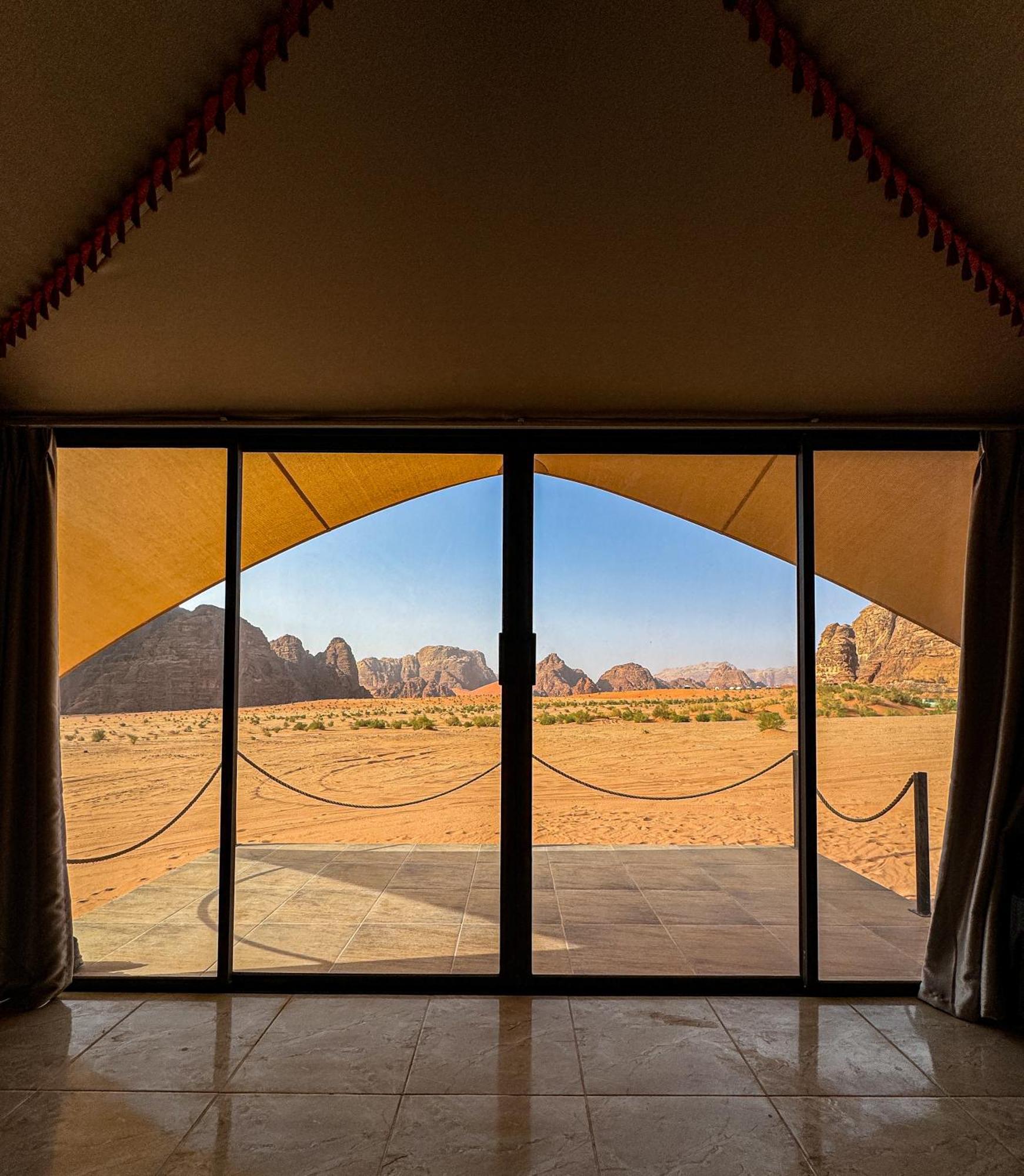 Wadi Rum Mirror Camp Luaran gambar